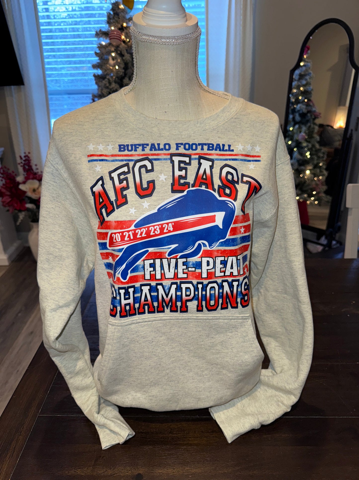 AFC EAST CHAMPS - Pocket Crew - Size Small