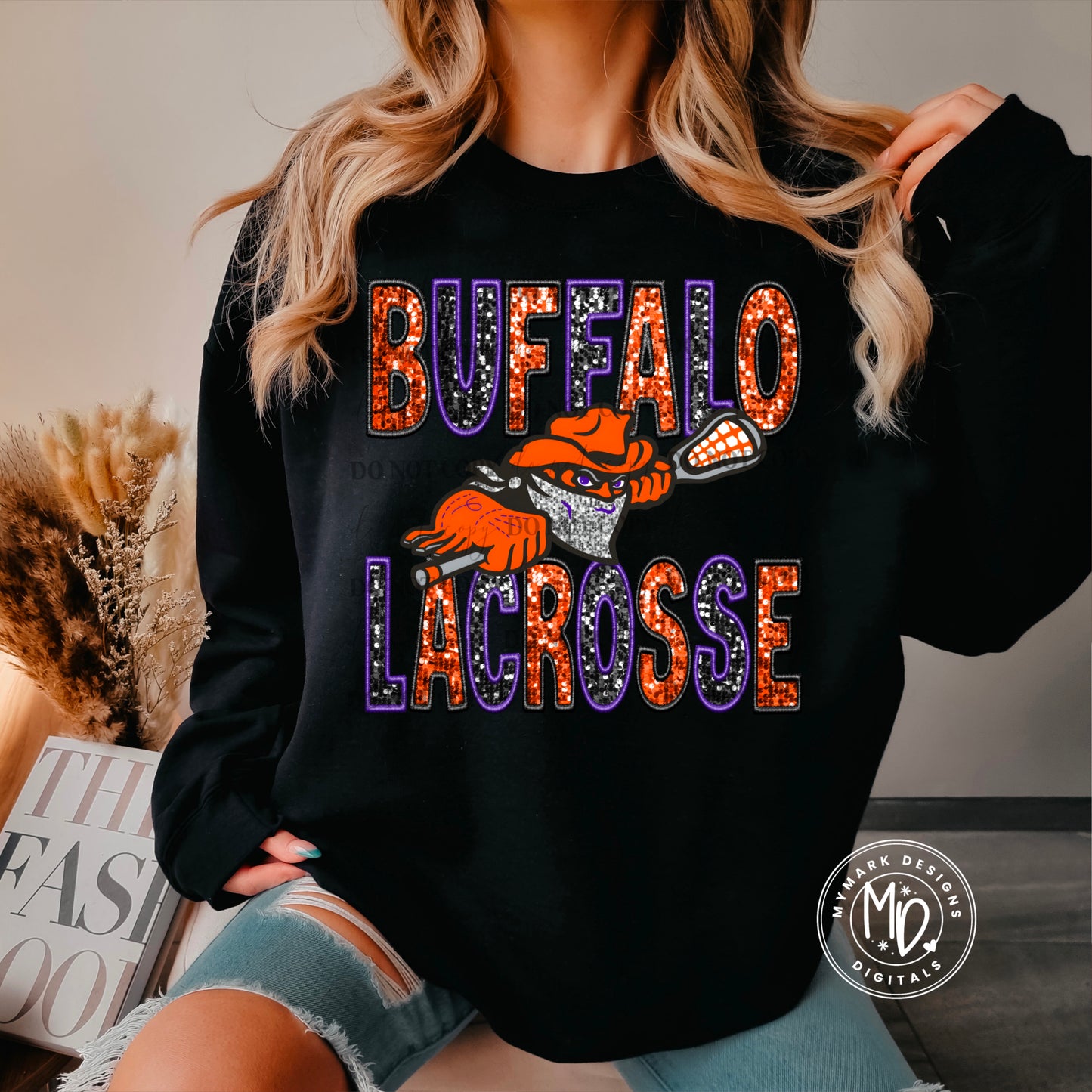 Buffalo L : Sequin Faux Embroidery : PNG