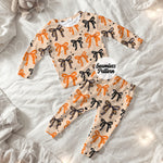 Buffalo Lacrosse Bow Seamless | Repeating Pattern